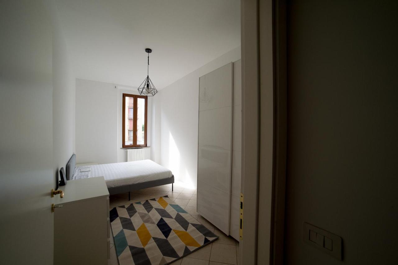 Hbhall Navigli 30 Daire Milano Dış mekan fotoğraf