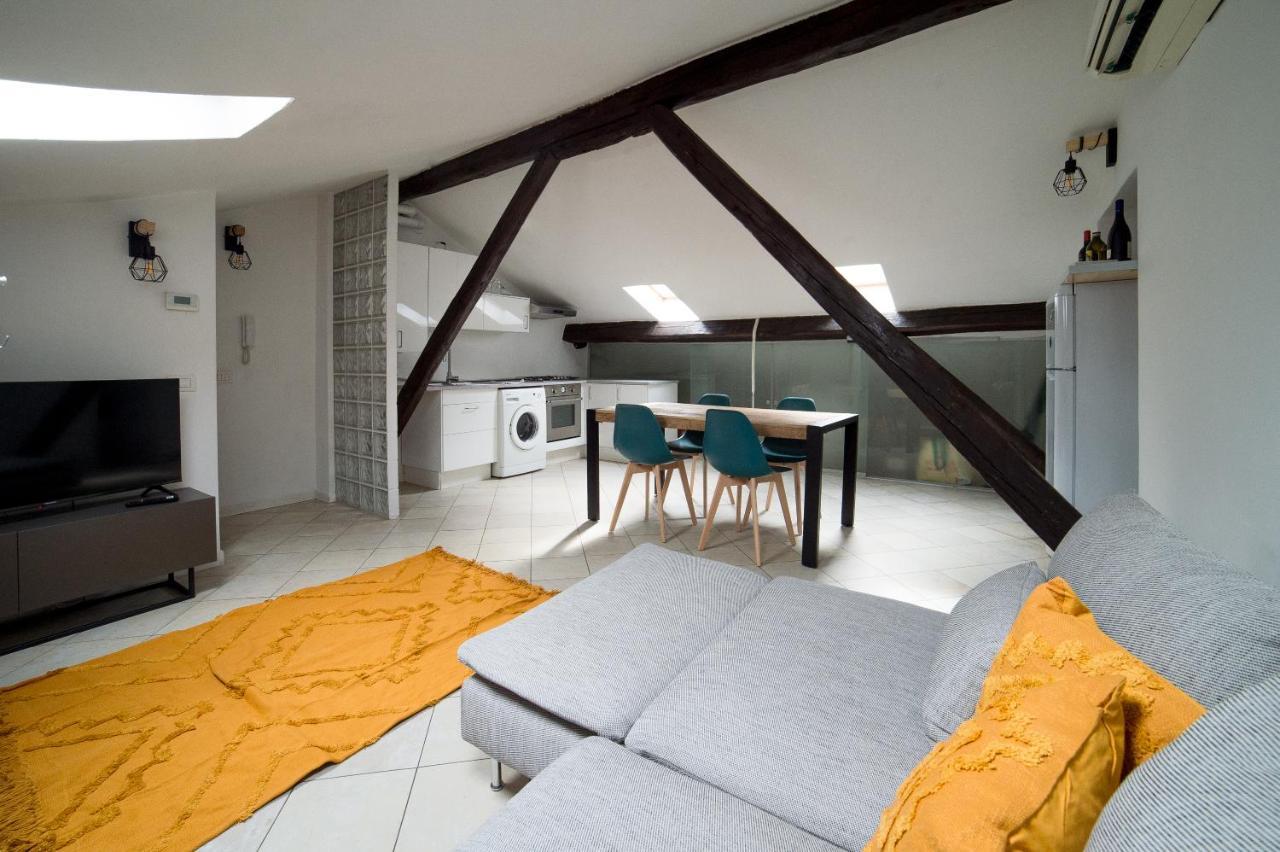 Hbhall Navigli 30 Daire Milano Dış mekan fotoğraf
