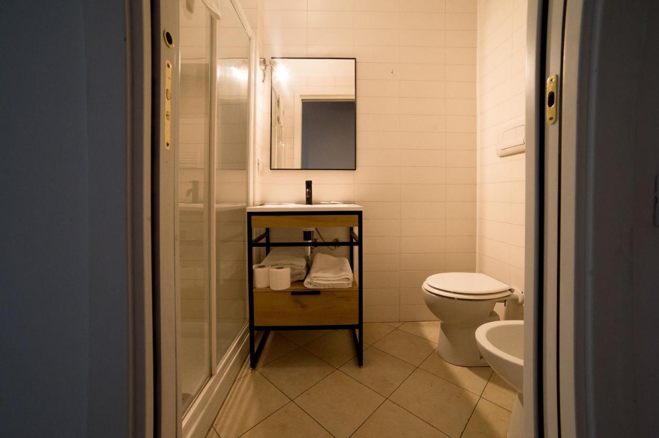 Hbhall Navigli 30 Daire Milano Dış mekan fotoğraf